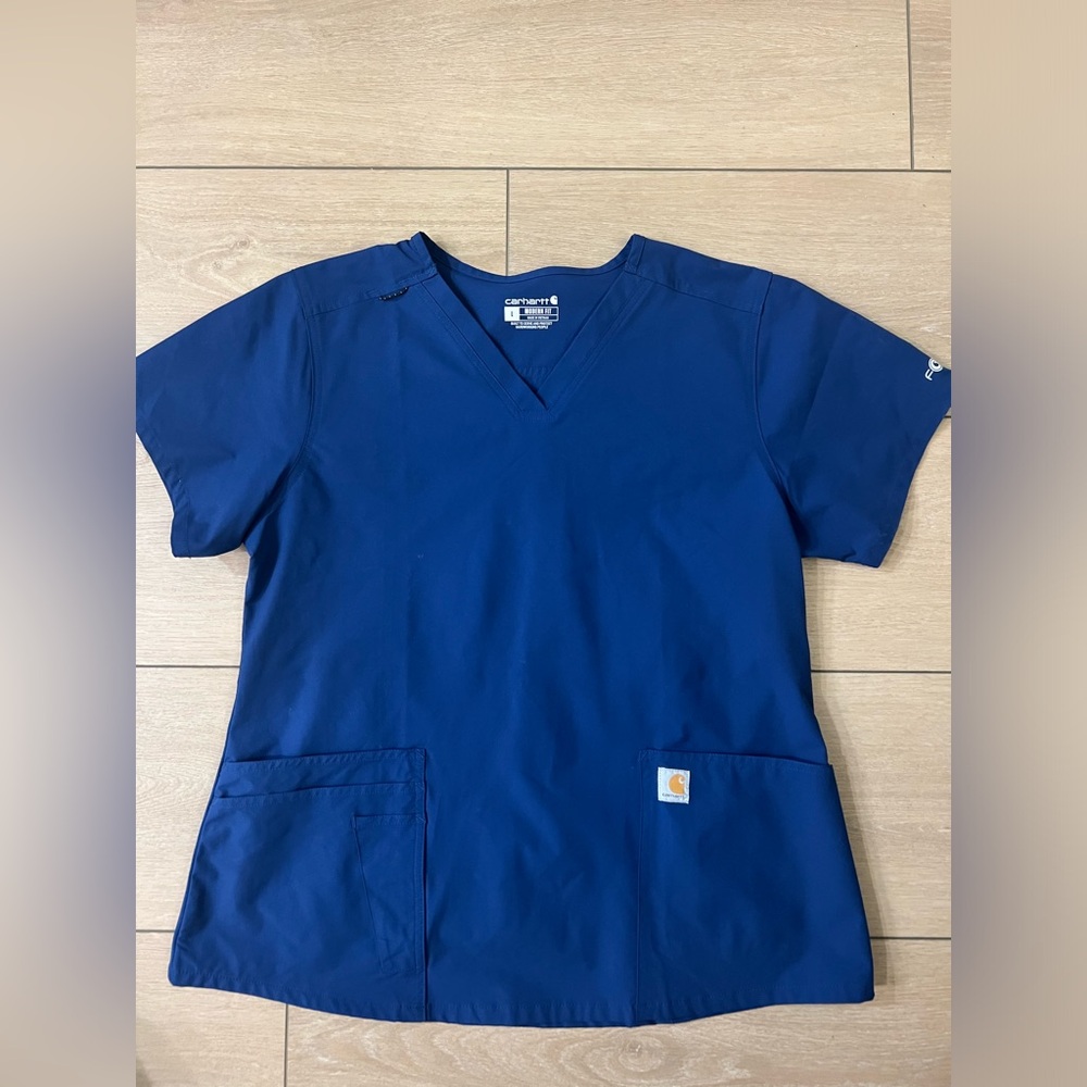 Carhartt scrub top